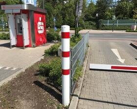 Anwendungsbeispiel: Stahlrohrpoller/Rammschutzpoller -Bollard- zum Einbetonieren (Art. 40190b)