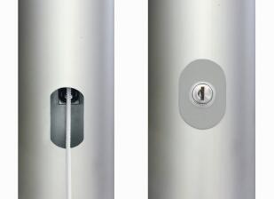 Detailansicht: Bedienöffnung bei innenliegender Hissvorrichtung