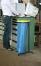Anwendungsbeispiel: Müllsackständer in beschichteter Ausführung mit gelbem Deckel Art. - Nr. 15130
