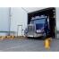 Anwendungsbeispiel: LKW Einfahrhilfen schützen den Ladebereich vor Anfahrschäden